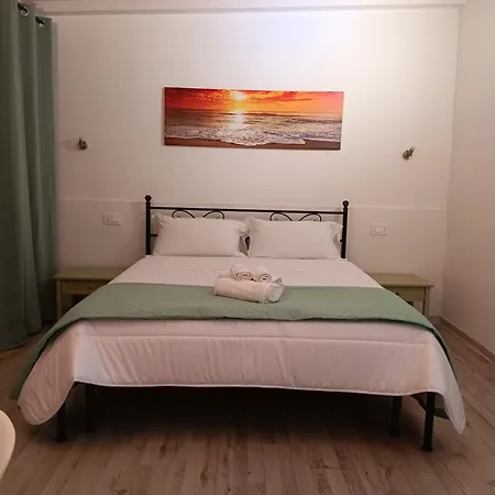 L'attico Nocleg ze śniadaniem 3*